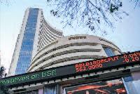 घरेलू शेयर बाजार में चार दिनों से जारी तेजी थमी