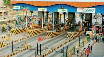 फास्टैग पास, 3000 रुपए में कर सकेंगे 200 हाईवे ट्रिप