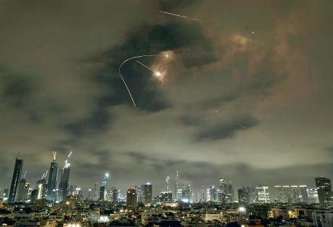 ईरान के तीन परमाणु ठिकाने तबाह मोदी ने कहा- युद्ध चिंताजन