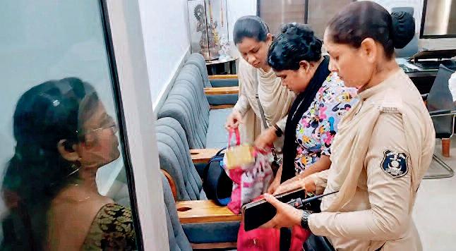 सब इंजीनियर परीक्षा में नकल, स्पाई कैमरे से बहन को भेजा पेपर, वॉकी-टॉकी से मिले जवाब