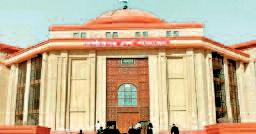 आयुष व भारती यूनिवर्सिटी के बीच विवाद, चीफ सेक्रेटरी करें निराकरण