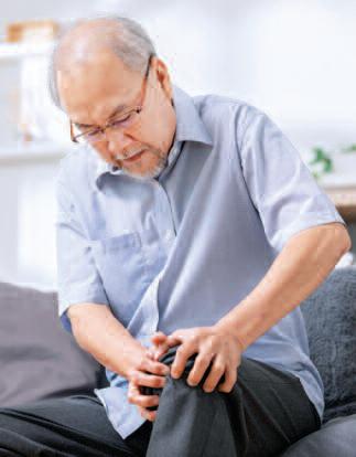 बारिश के मौसम में जब बढ़े जोड़ों का दर्द