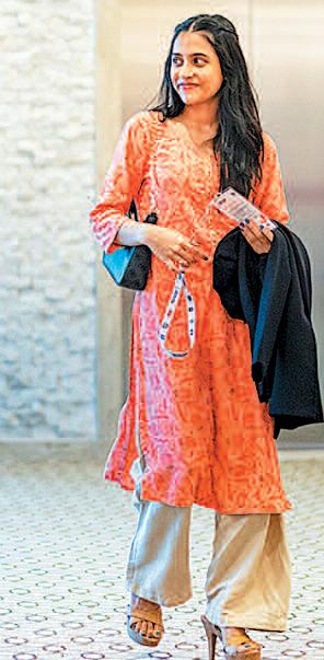 तीन दिन चला क्लासिकल चेस, दिव्या ने पहले रैपिड टाई- ब्रेकर में खेला डॉ. दूसरे में जीती