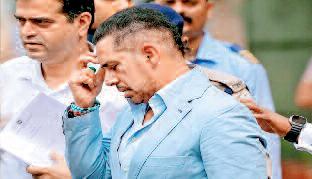 रॉबर्ट वाड्रा पर कसेगा शिकंजा, कोर्ट ने जारी किया नोटिस