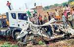 MP: 9 Killed as Trailer Overturns on Van in Jhabua; PM, CM Express Grief
