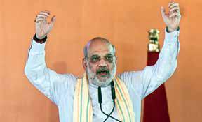 Amit Shah hands over job letters to newly-recruited UP Police constables