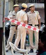 Parents of teen pushed off roof seek death penalty for accused