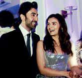 Vicky Praises Ranbir, Alia as ‘Amazing Human Beings’