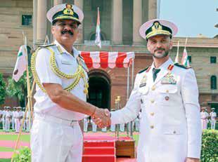 Commander of UAE Naval Forces holds talks with CDS, Navy Chief to boost ties