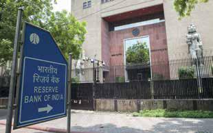India Mulls New Permits to Create More Larger & Stronger Banks
