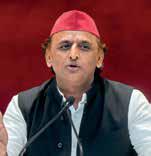 Akhilesh confronts Aniruddhacharya over use of 'Shudra' term; spiritual leader responds with sermon