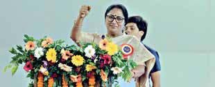 CM Rekha Gupta urges students to 'join a cause', assures concessional Metro passes