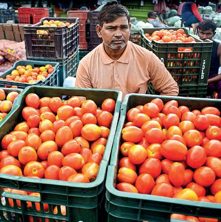 From farm to mandi: Floods disrupt fresh produce trade