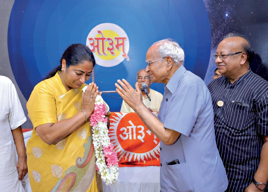 CM Rekha Gupta Lauds Arya Samaj's Historic Contribution