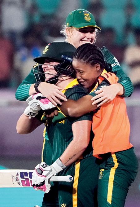 Nadine guides SA to three-wicket victory
