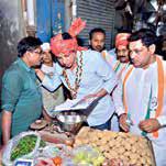 Congress intensifies signature drive over vote theft allegation