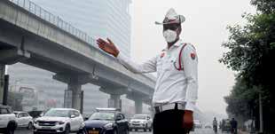 Delhi Police steps up safety measures for traffic staff amid worsening air