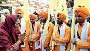 CM flags off ‘Hind Ki Chadar’ procession