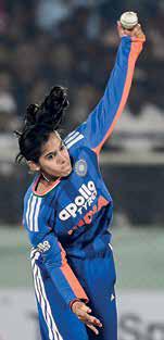 KAMALINI, VAISHANAVI IN SPOTLIGHT