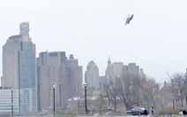 NYC sightseeing helicopter plunges into river, 6 killed, including family of Spanish tourists