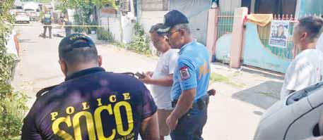 Off-duty cop shoots robber dead