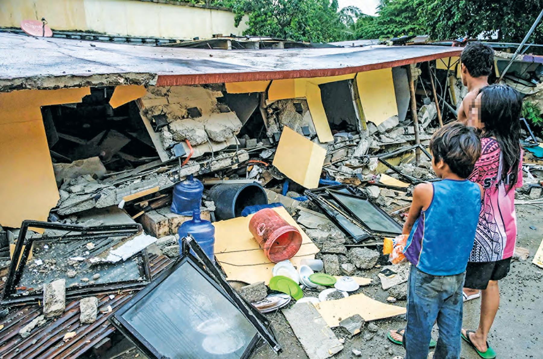 At least 69 dead in 6.9-magnitude Cebu quake