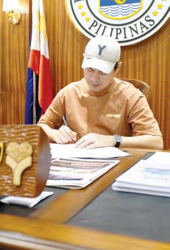 Mayor Isko suspends work, classes in Manila on Oct. 31