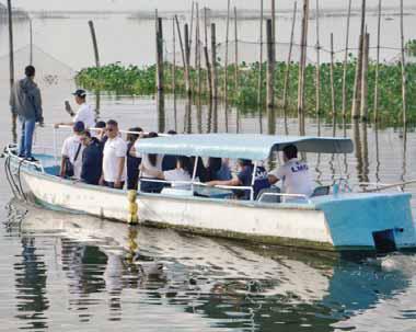 Muntinlupa shoreline communities flooded due to rise in Laguna Lake water level