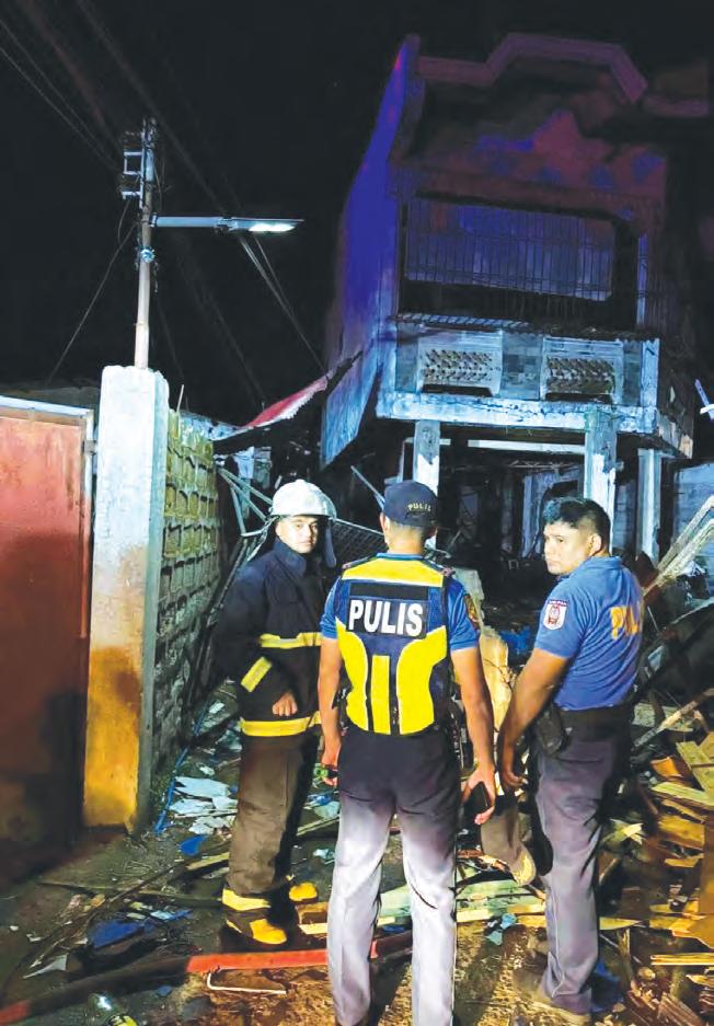 2 dead in fireworks factory blast