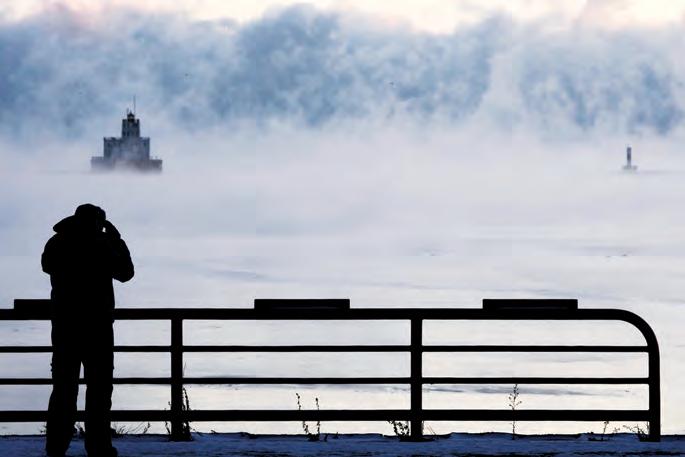 Major winter storm hits US