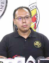 MMDA's controversial official stays