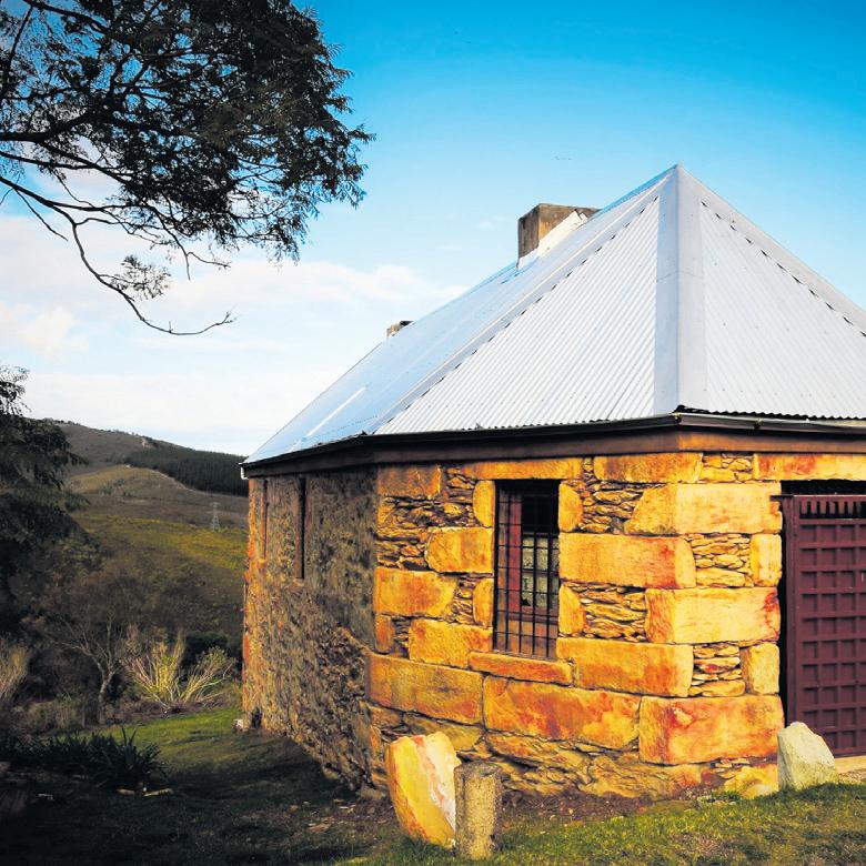 Discover the Old Toll House at the foot of the Montagu Pass