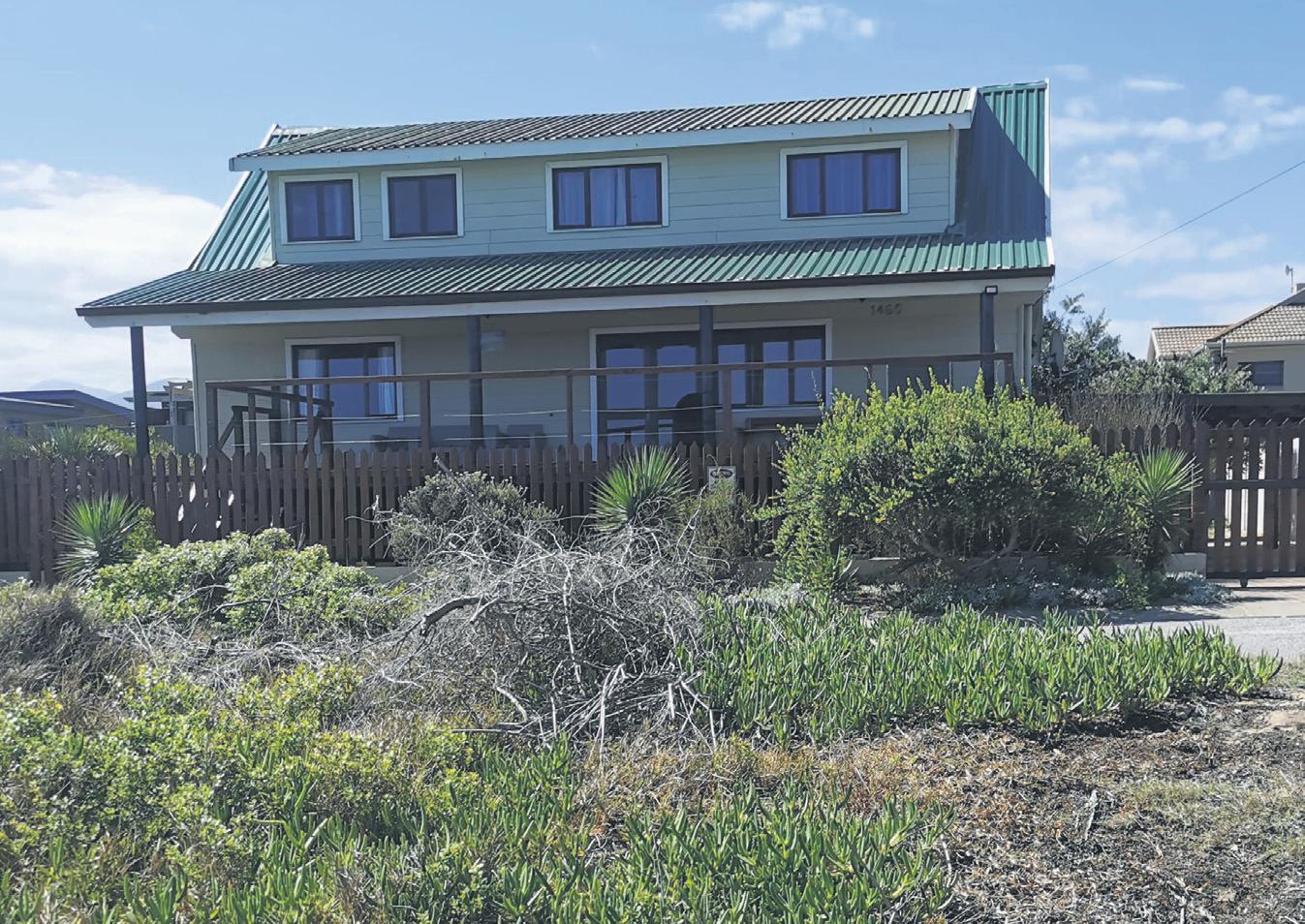 Visitor attacked by panga-wielding intruder