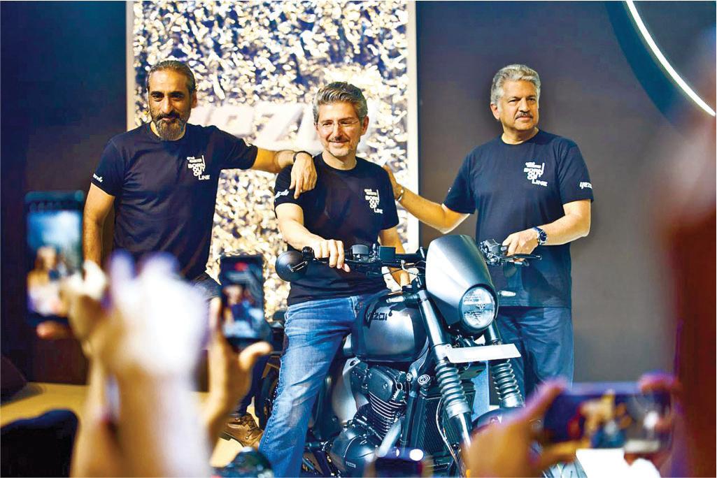 2025 Yezdi Roadster launched, starting at Rs.2.1 lakh Premium variant in matte Shadow Black to cost Rs. 2,25,969