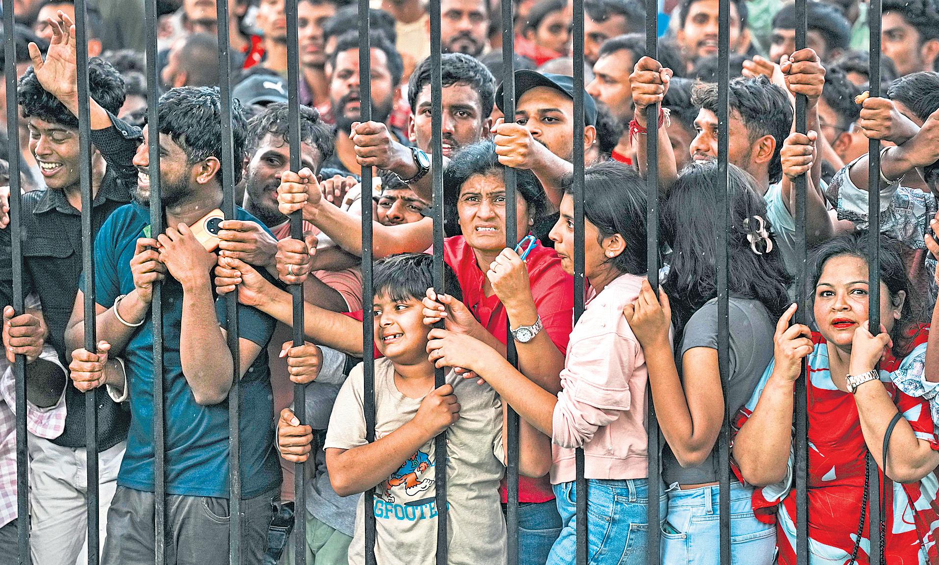 11 dead as RCB victory rally leads to stampede