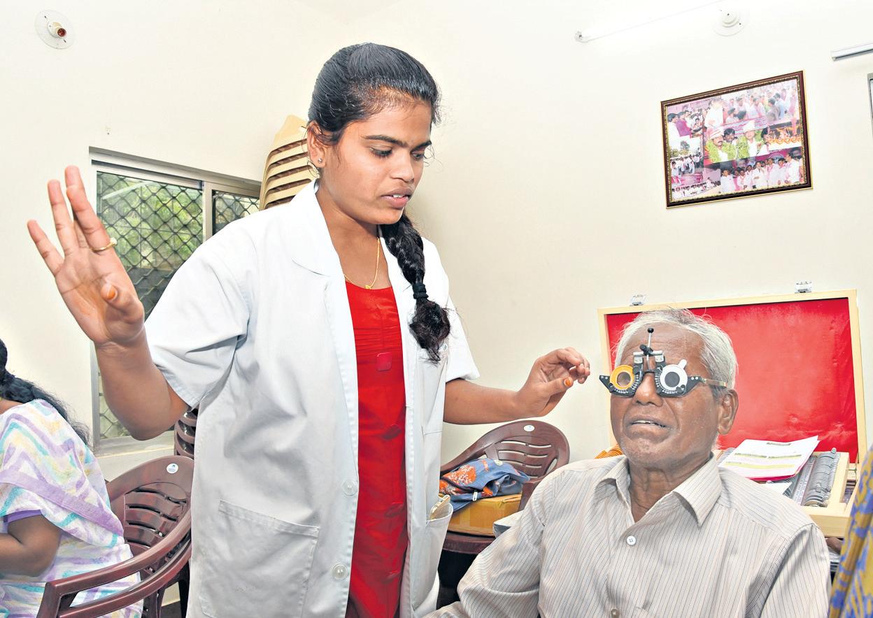Long-sightedness among elderly rising
