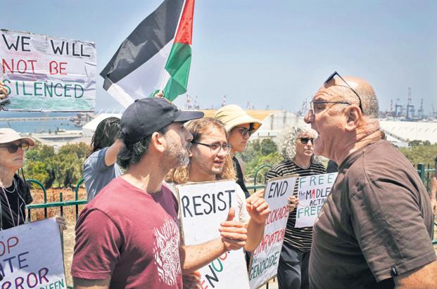Israel detains Greta, others activists