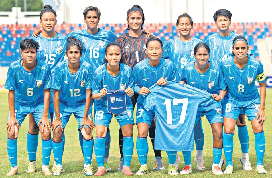 Cash award for Blue Tigresses