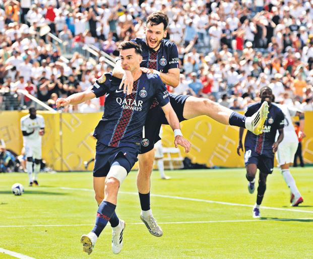 PSG routs Real Madrid 4-0 to reach CWC final