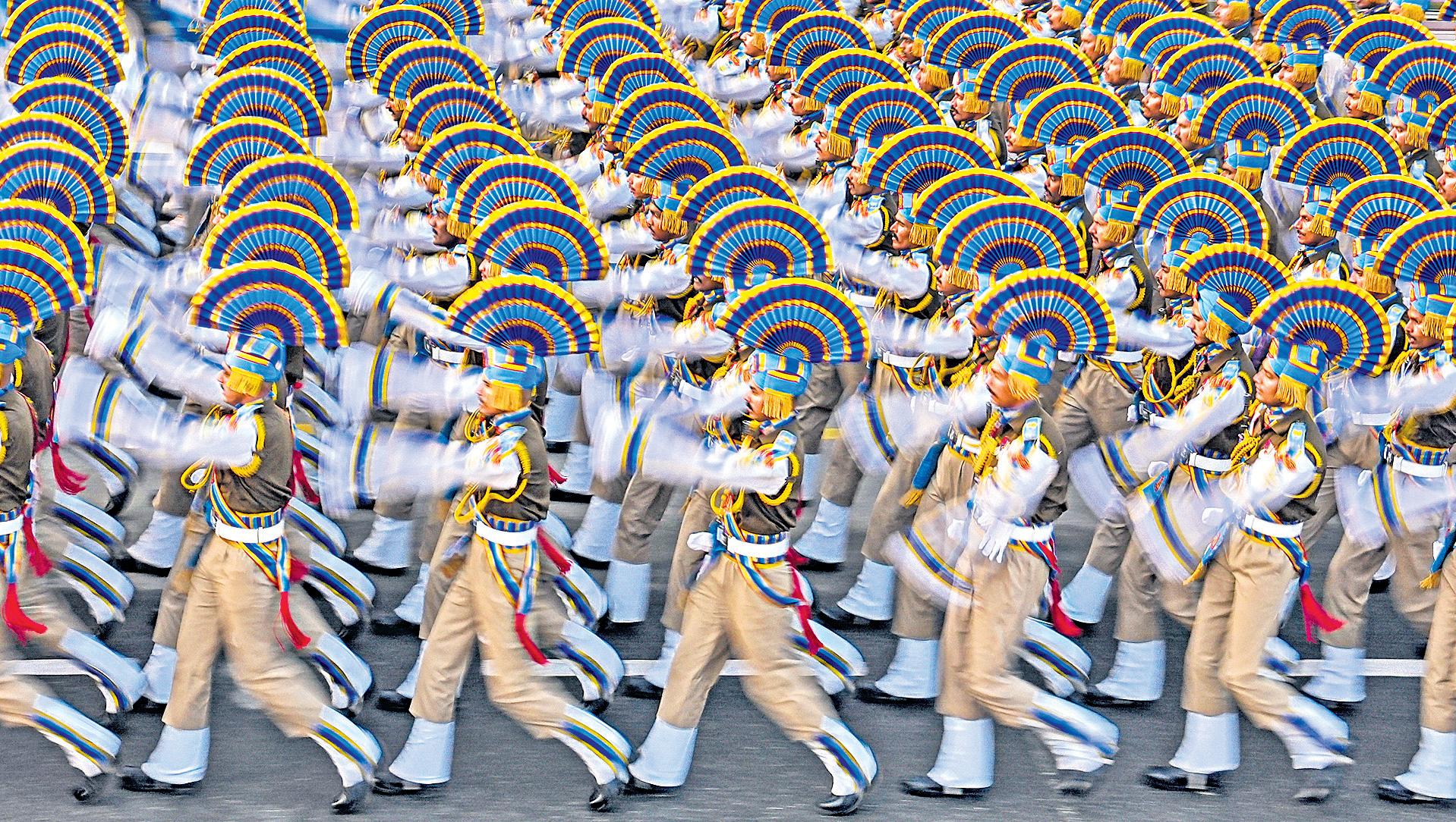 India flexes military power on R-Day