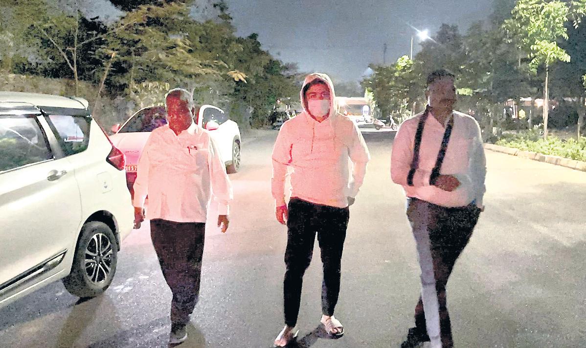 POCSO accused Bageerath surrenders