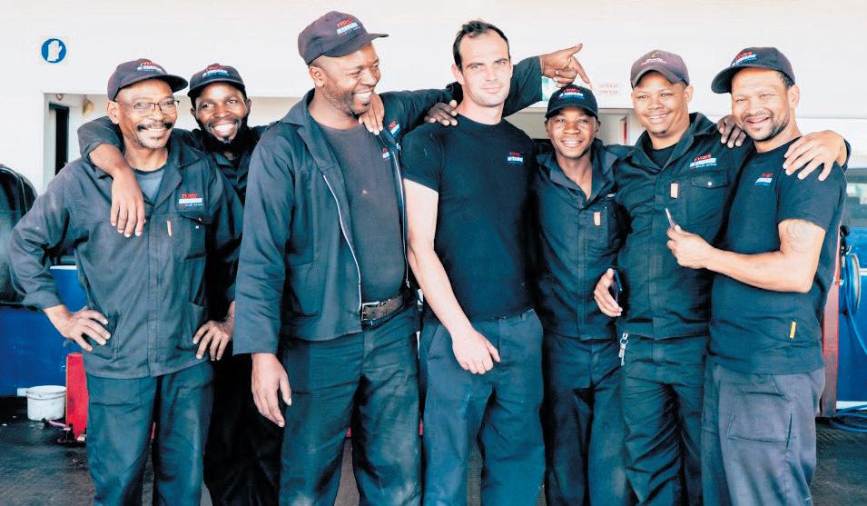 Kom ervaar self waarom Tyres & Treads die beste in Mosselbaai is