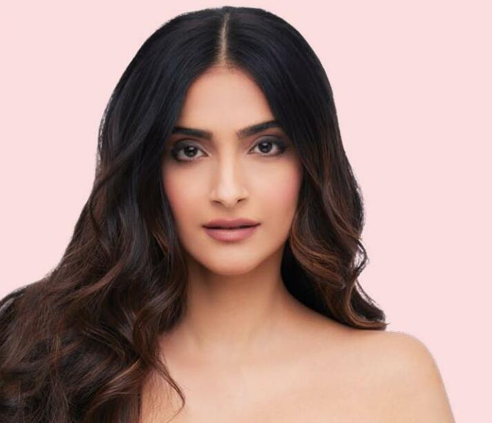 Sonam Kapoor on Festive Glam