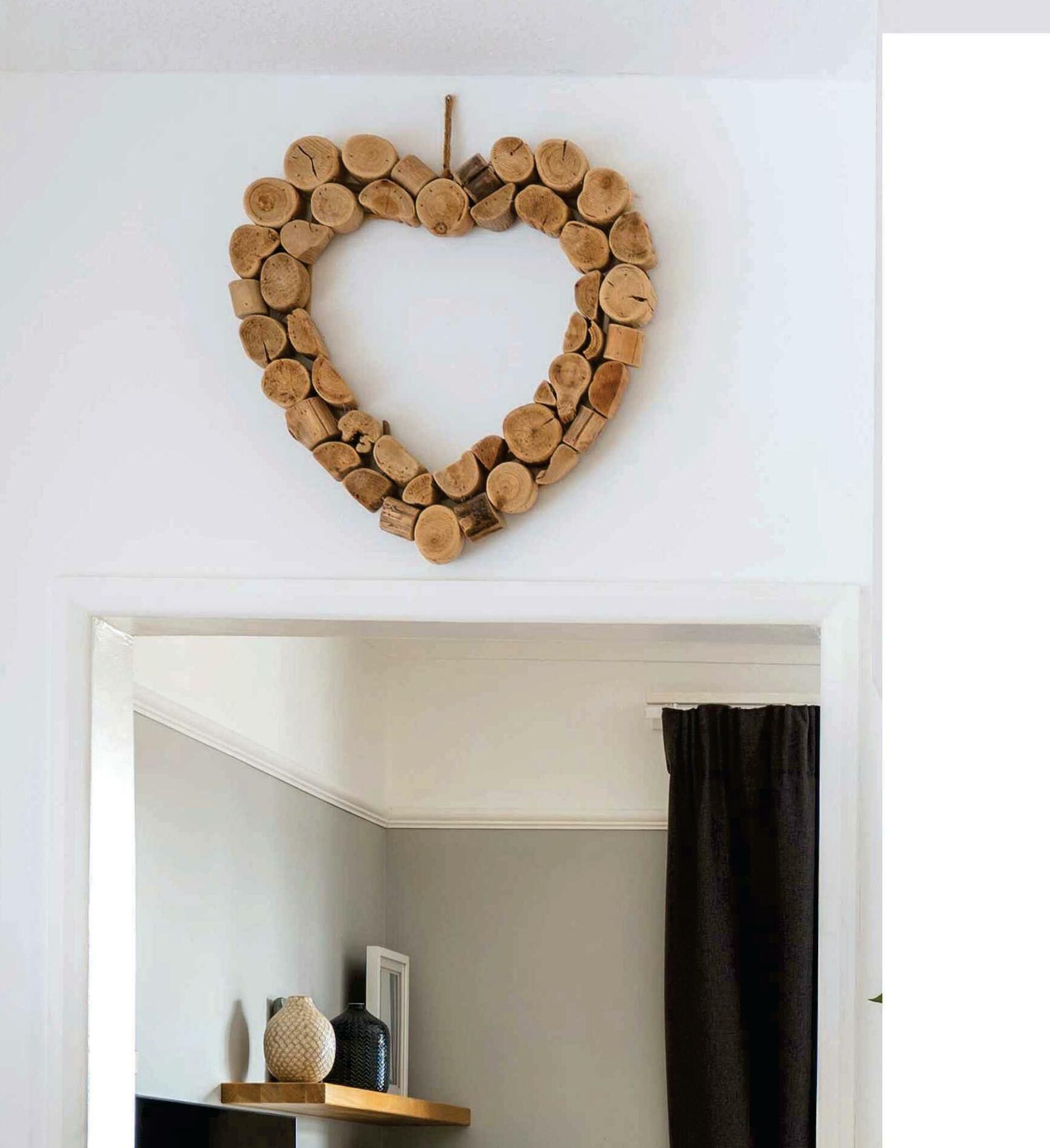 HANGING wooden heart