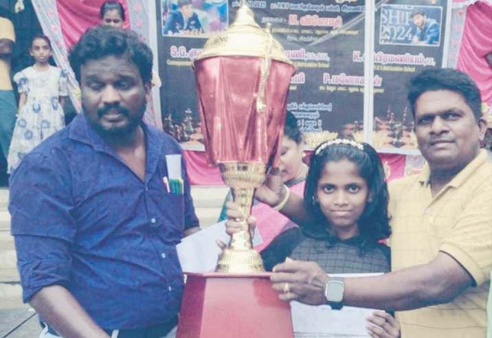 கவிஞர் சினேகன் தந்தை காலமானார்! திரையுலகினர் இரங்கல்!!