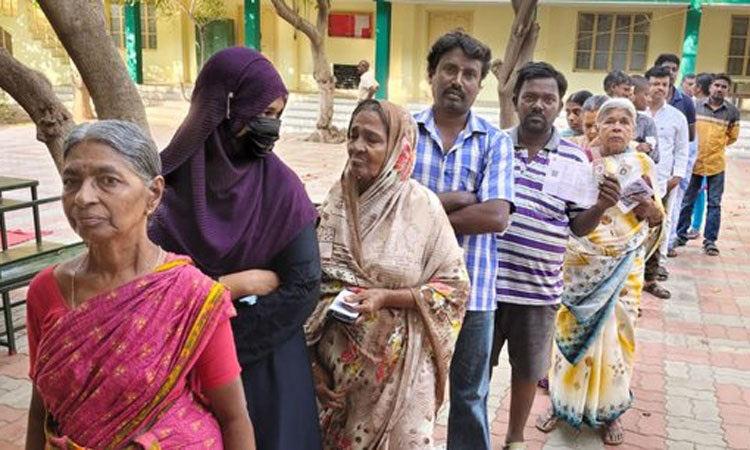 ஈரோடு கிழக்கு தொகுதி இடைத்தேர்தல் வாக்கு பதிவு தொடங்கியது