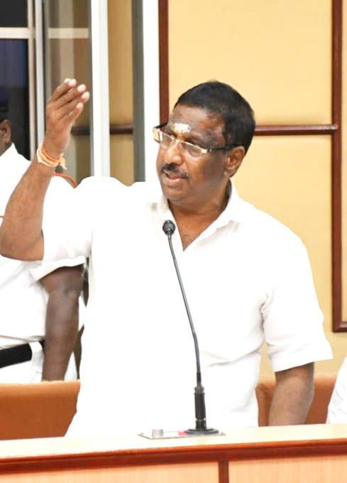 ஓட்டல்களில் காலாவதியான உணவு விற்பனை செய்வதை கண்காணிக்க வேண்டும்