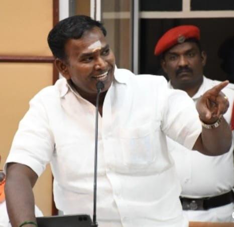 ஆதிதிராவிட மாணவர்களுக்கு பள்ளி, கல்லூரி படிப்புகள் அனைத்தும் இலவசமாக செயல்படுத்த அரசு முடிவு