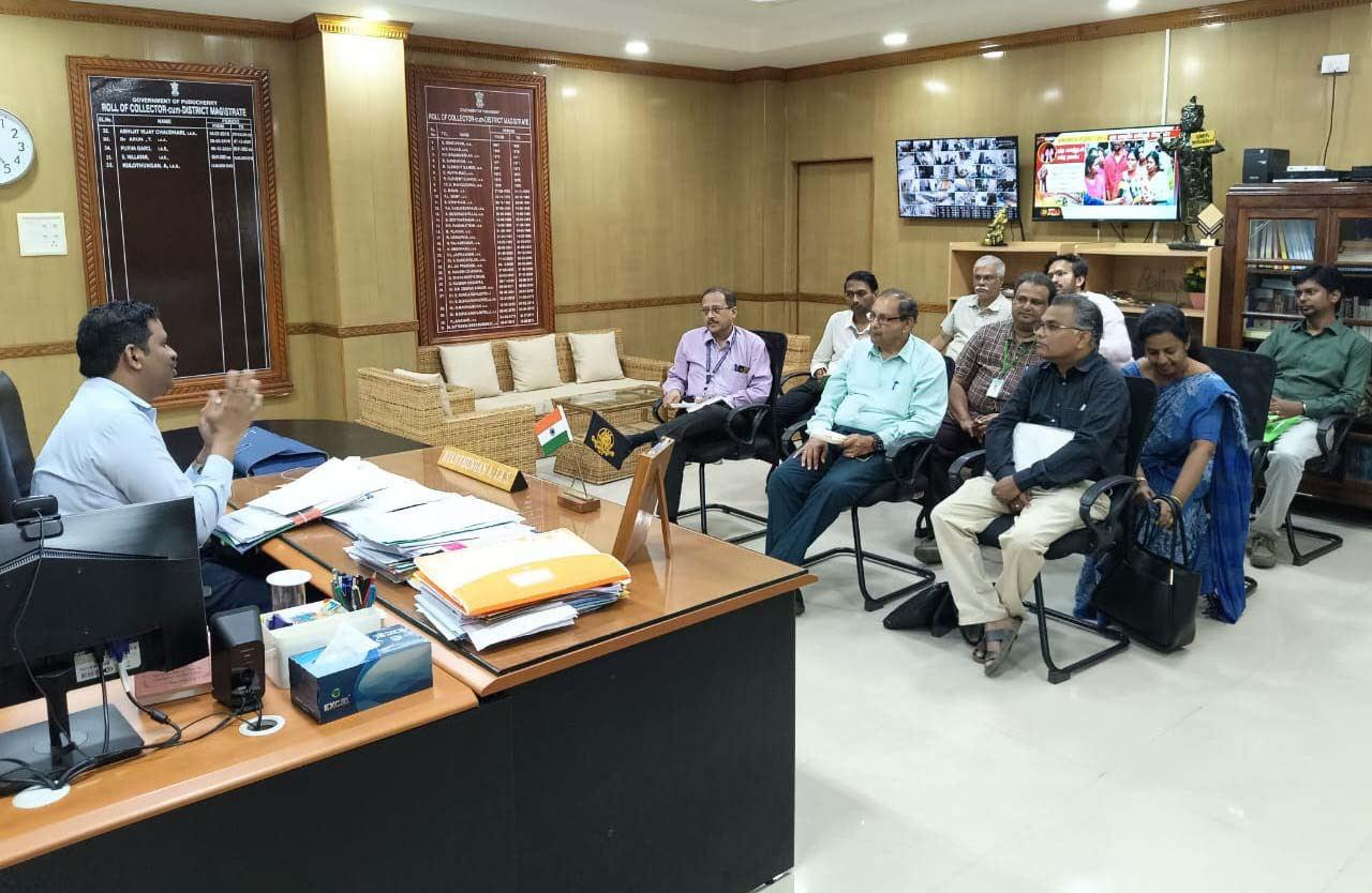 போதைப் பொருள் விழிப்புணர்வு மற்றும் மறுவாழ்வு சம்பந்தமாக தனியார் மருத்துவக் கல்லூரிகளுடன் கலெக்டர் குலோத்துங்கன் ஆலோசனை