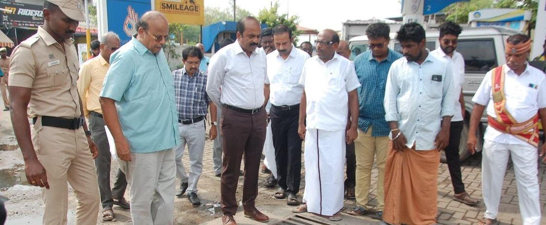 திருநெல்வேலி மாநகராட்சி பகுதியில் வளர்ச்சி திட்ட பணிகள் குறித்தும் ஆட்சியர் ஆய்வு